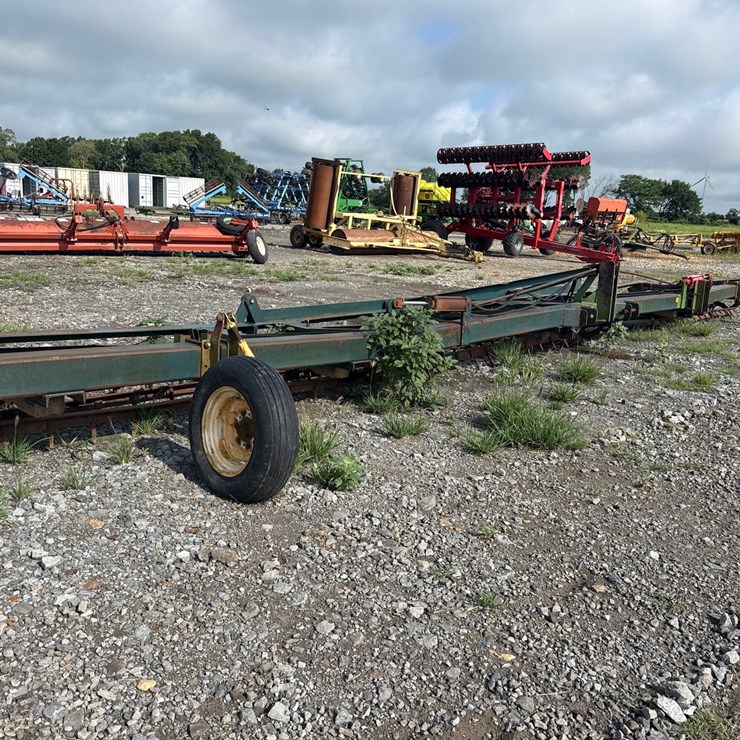 #41736 • 36' Folding Harrow INV# 41736