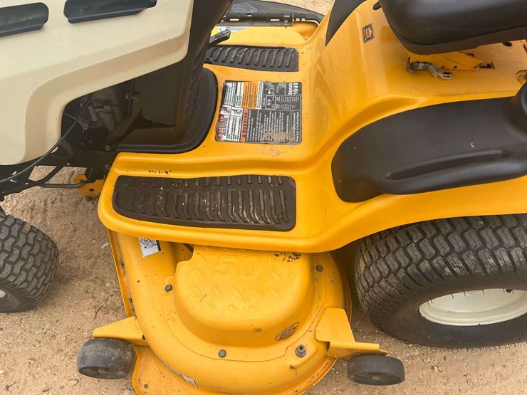 cub-cadet-lt1050-image-11