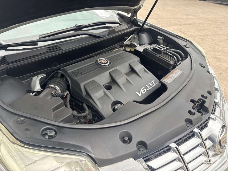 2014-cadillac-srx-image-10