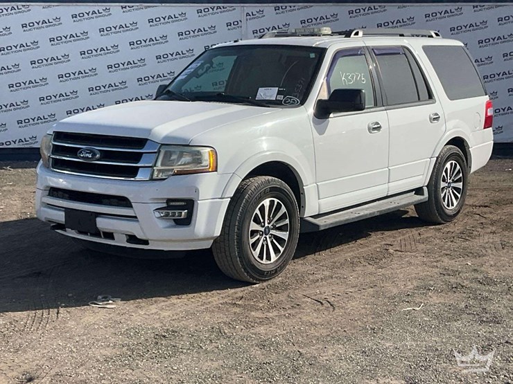 2016-ford-expedition-image-1