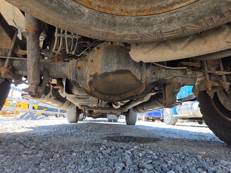 2020-ford-f250-image-27