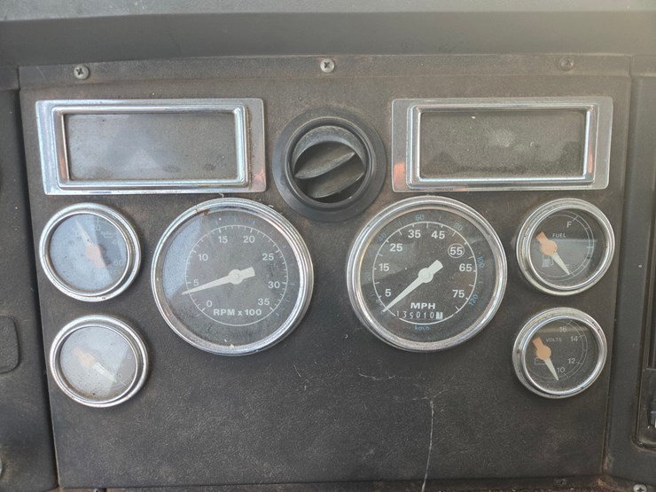1991-ford-l8000-image-63