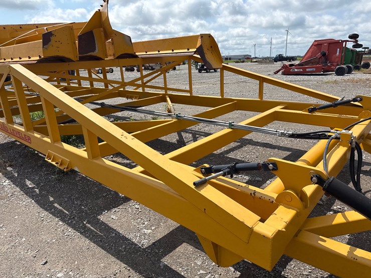 #421-•-hughes-ll2035-20'x35'-land-leveler-inv#-42746-image-21