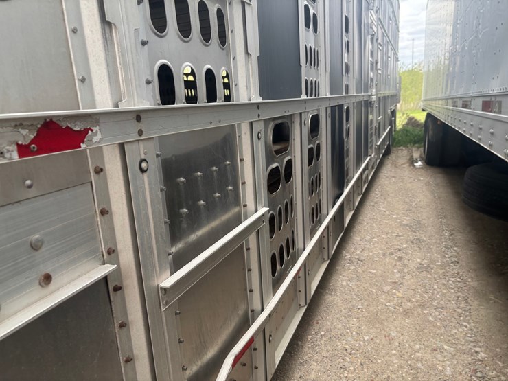 #2150-•-2017-barrett-53'-cattle-semi-trailer-image-18