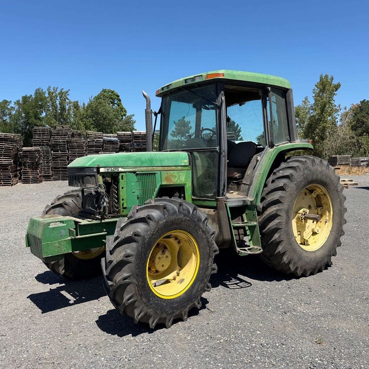 JOHN DEERE 6210