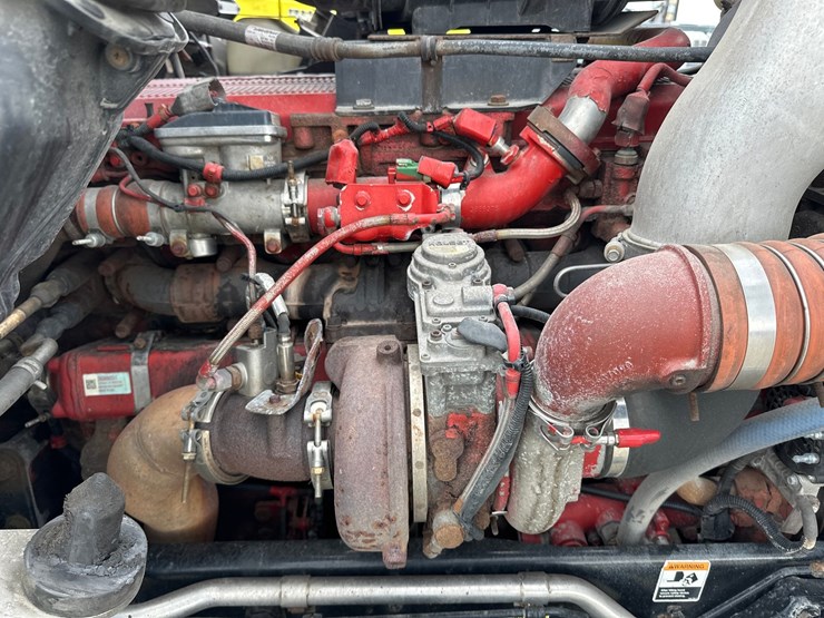 2014-kenworth-t660-image-35