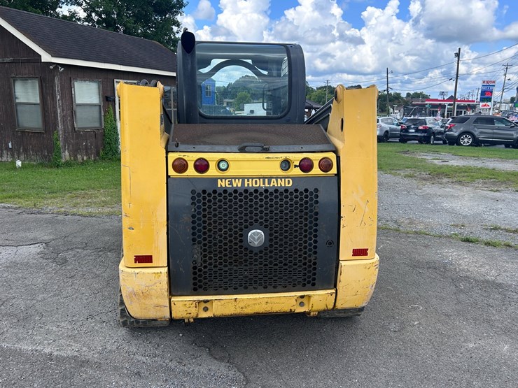 2017-new-holland-c227-image-4
