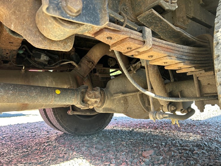 2017-dodge-3500-image-26