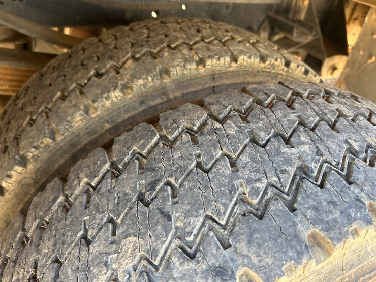 2012-ford-f550-image-58