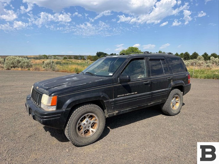 1997-jeep-grand-cherokee-image-3