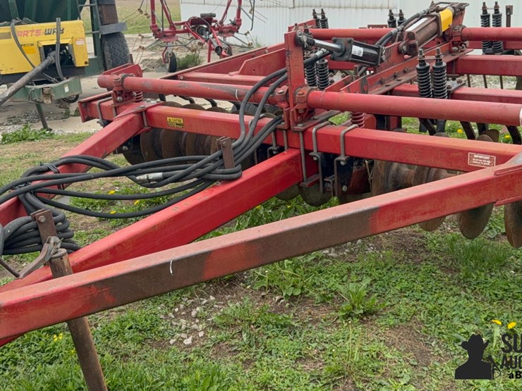 international-8500-conser-till-disk-chisel-image-11