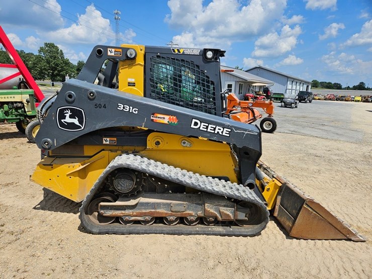 deere-331g-image-6