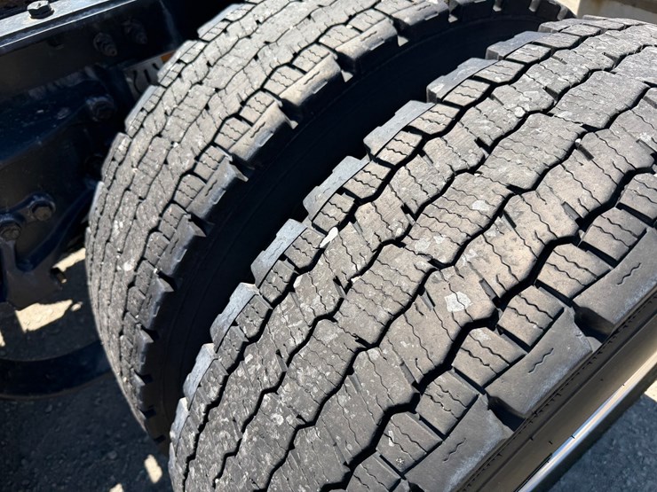 2018-kenworth-t680-image-74