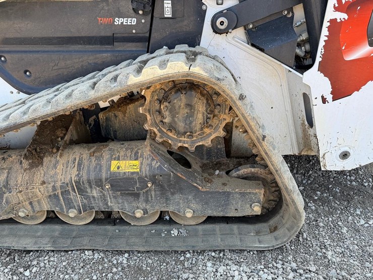 2022-bobcat-t76-image-18