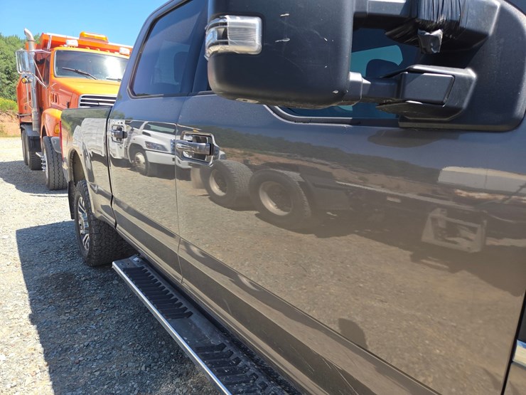 2020-ford-f250-image-17
