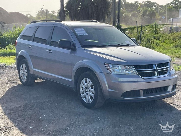 2016-dodge-journey-image-2