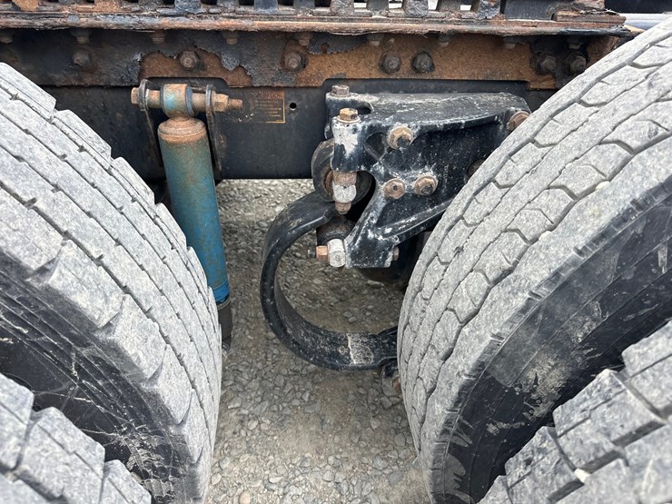 2014-kenworth-t660-image-43