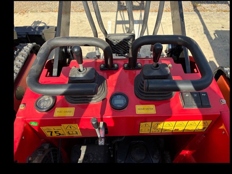 #9950-•-skid-steer-loader-image-1