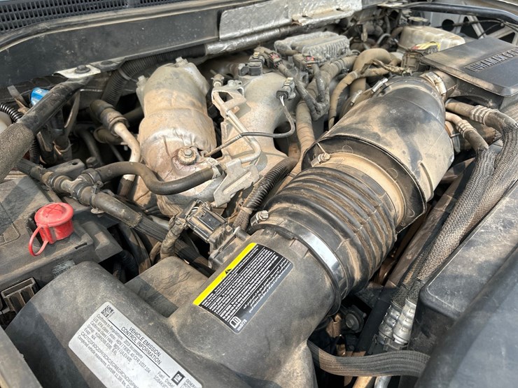2019-chevrolet-silverado-3500hd-image-37