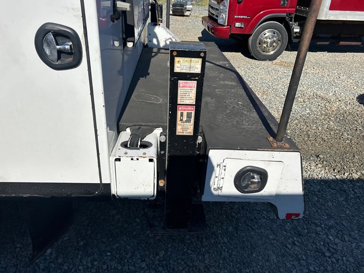 2018-kenworth-t270-image-32
