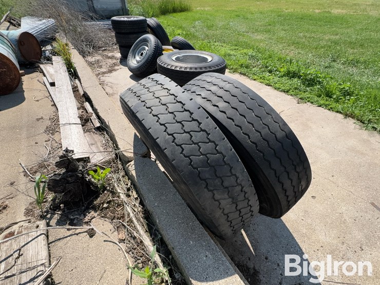 22.5-truck-tires-image-5