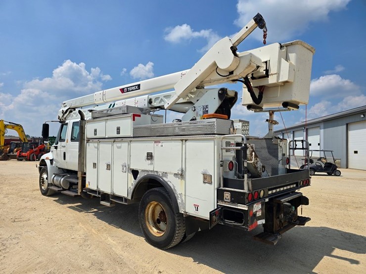 2010-international-durastar-4400-image-3