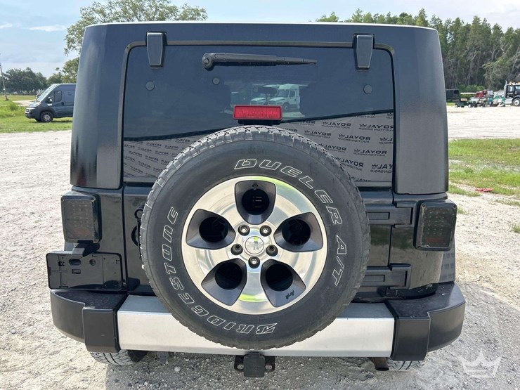2008-jeep-wrangler-unlimited-sahara-image-24
