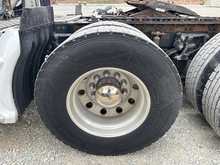 2014-kenworth-t660-image-68