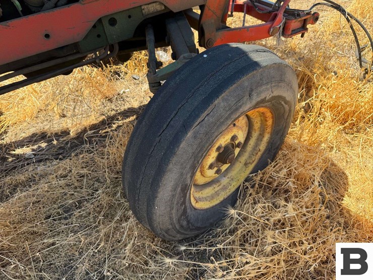 john-deere-2240-image-19