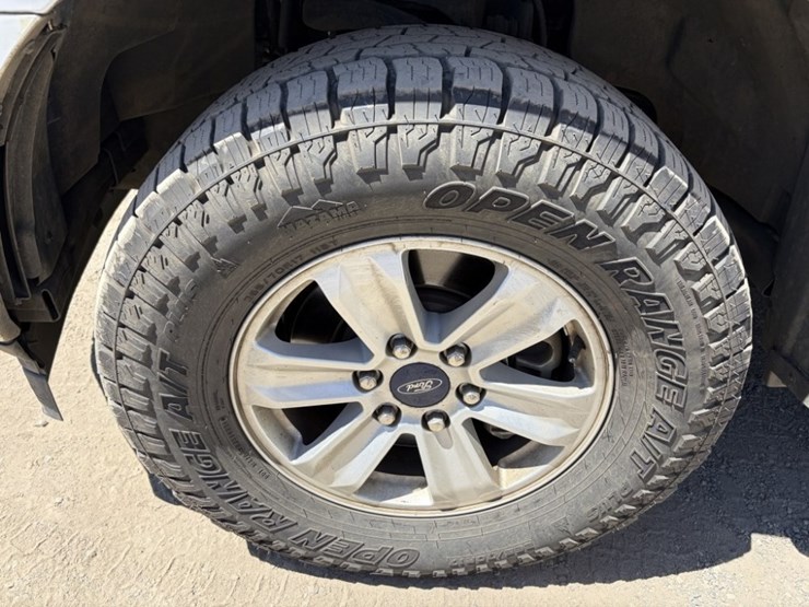 2019-ford-f150-xl-image-15