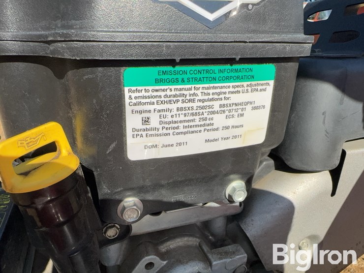 ariens-deluxe-28-snow-blower-image-20