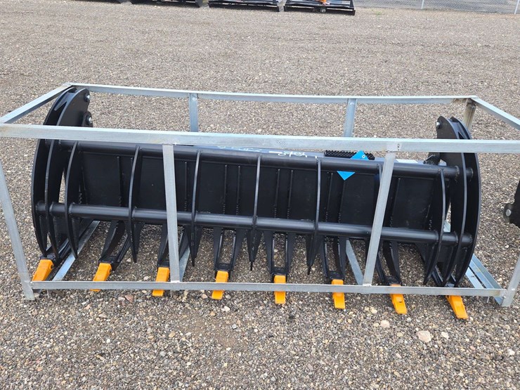 2025-skid-steer-quick-attach-grapple-image-2