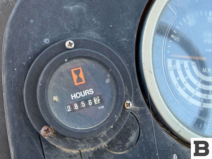 john-deere-2240-image-30