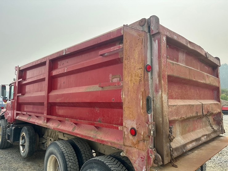 1997-mack-dm688s-image-18