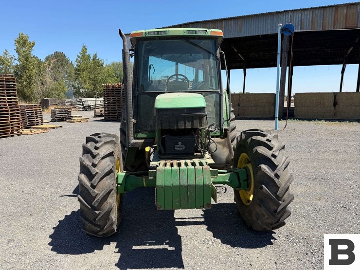 john-deere-6210-image-8