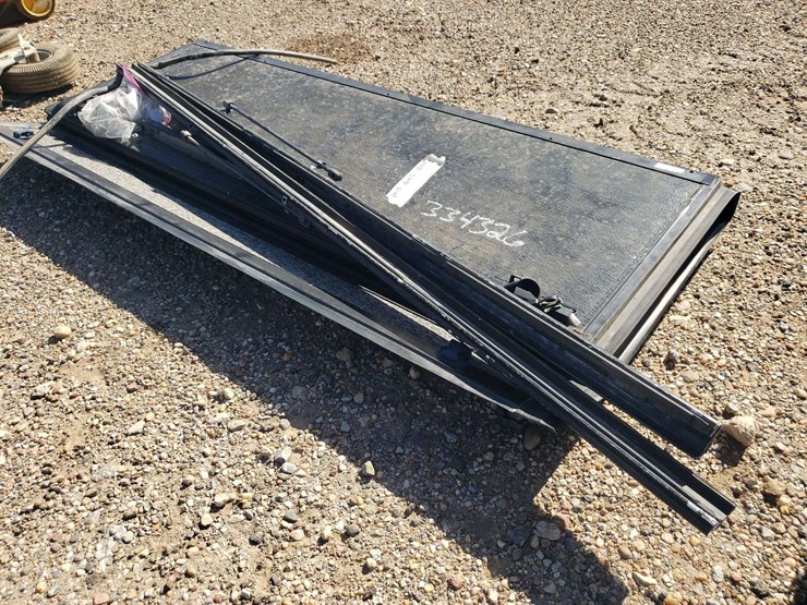 2015-gmc-1500-image-2