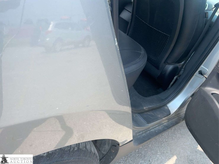 2010-hyundai-tucson-image-30