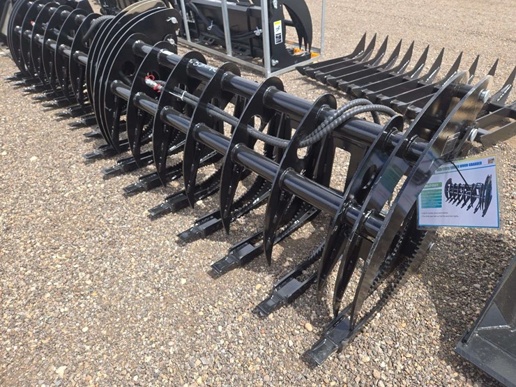 future-ft-clg72-skid-steer-grapple-image-1