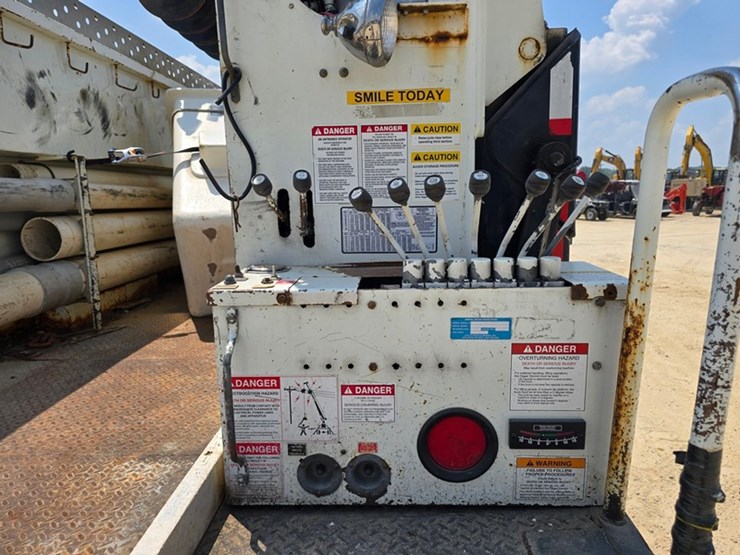 2009-international-durastar-4400-image-15