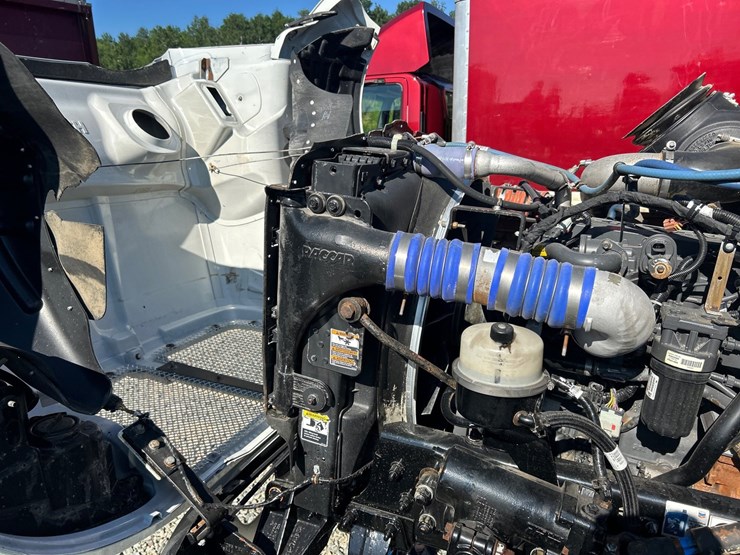 2018-kenworth-t270-image-90