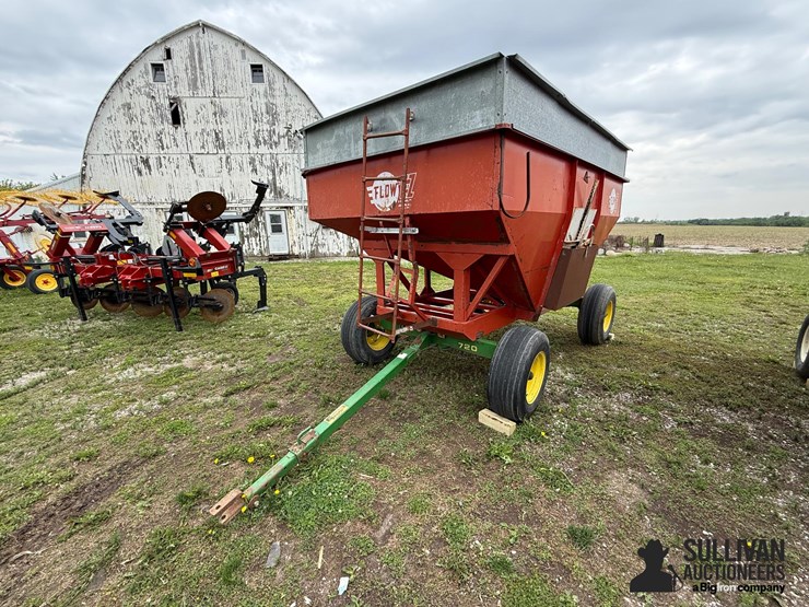 john-deere-720-image-1