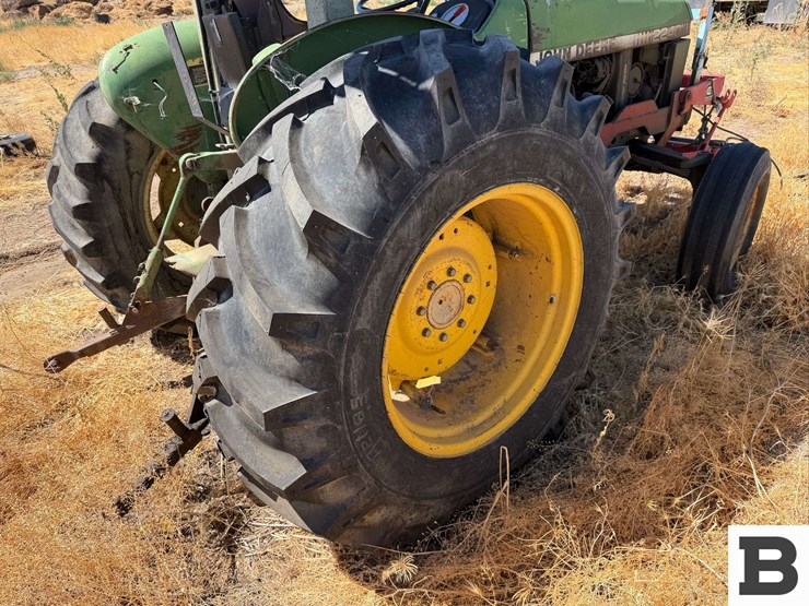 john-deere-2240-image-17