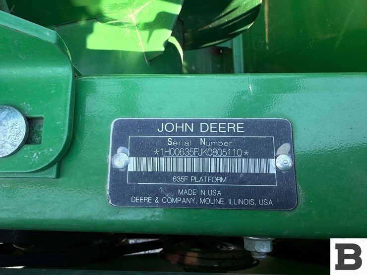 2019-john-deere-635f-image-11