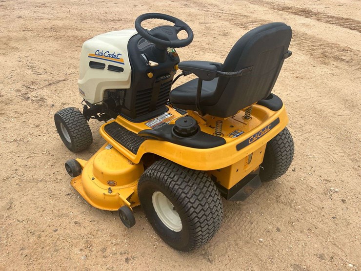 cub-cadet-lt1050-image-2