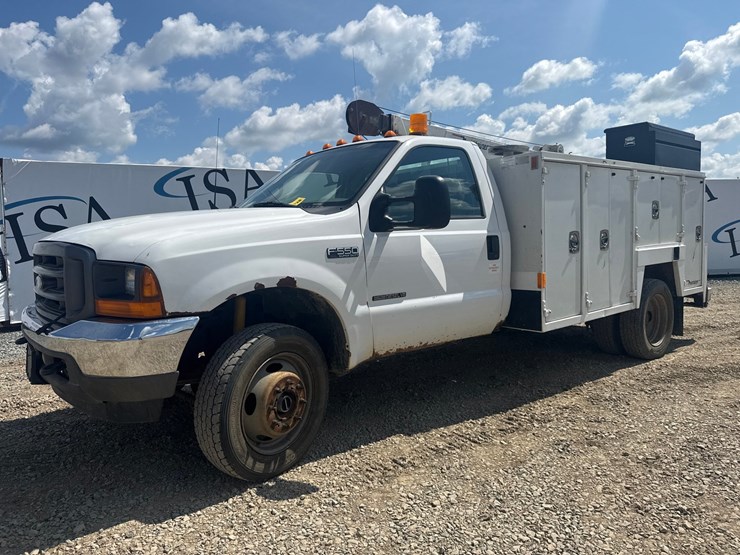 2001-ford-f550-image-1