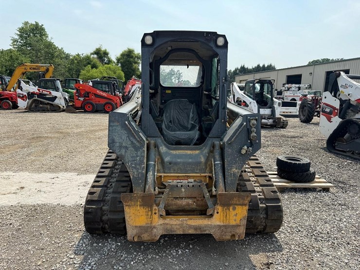 2016-deere-323e-image-7