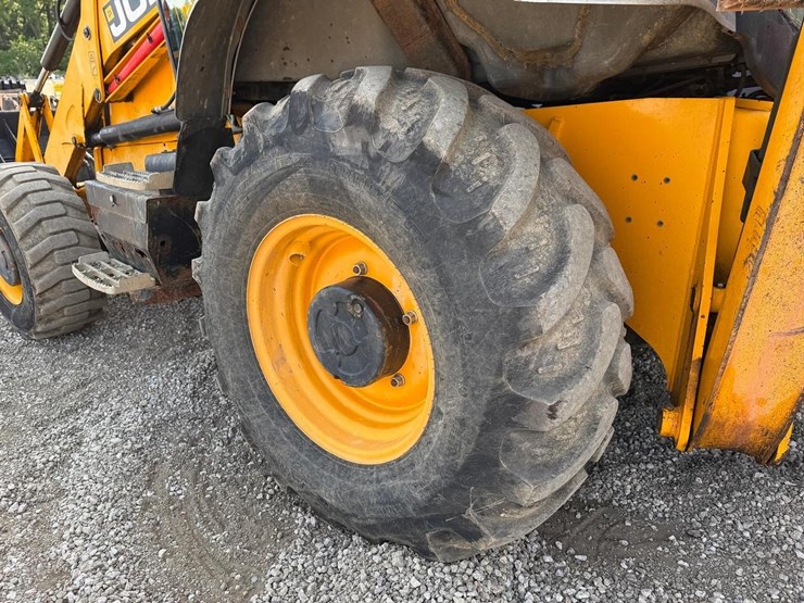 jcb-3cx14-image-19