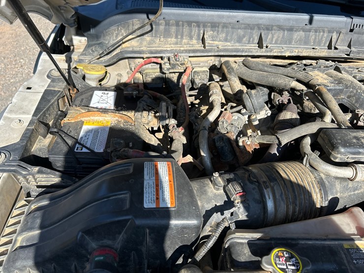 2012-ford-f550-image-38
