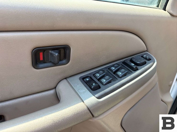 2005-gmc-yukon-xl-image-21