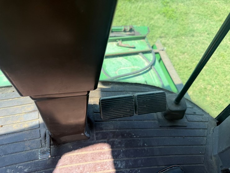 1990-john-deere-9600-image-117